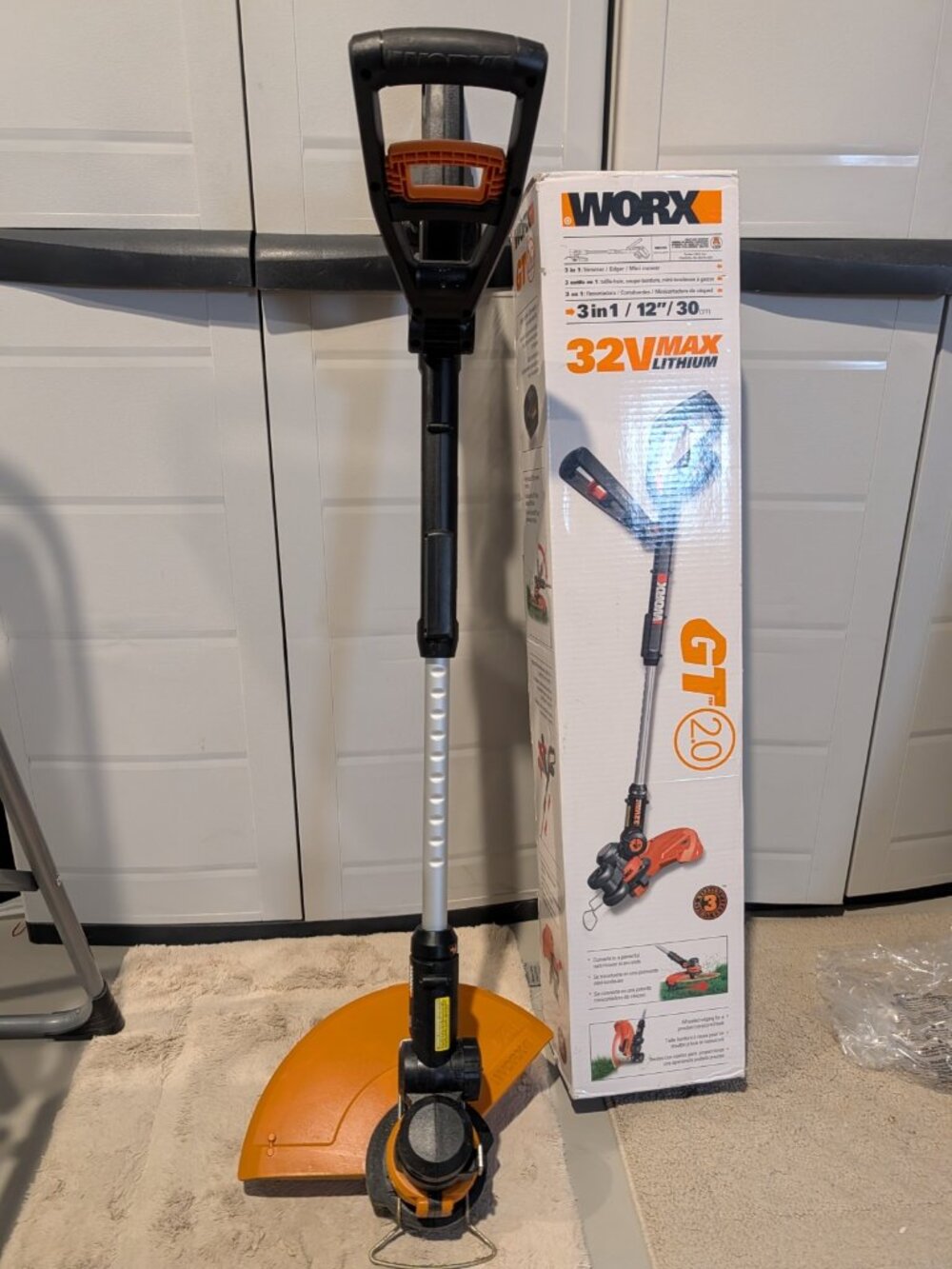 Worx Cordless lawn trimmer edger 32 volt